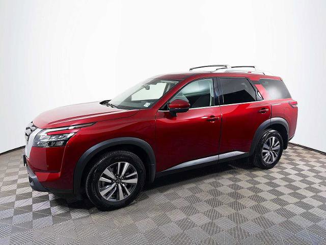 Certified 2025 Nissan Pathfinder SL AWD/4WD image 1