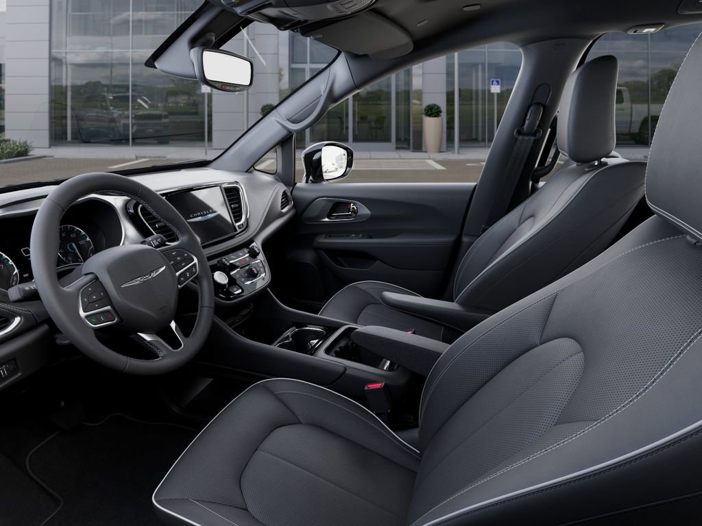 New 2026 Chrysler Pacifica Limited w/ Uconnect Theater Family Group image 23