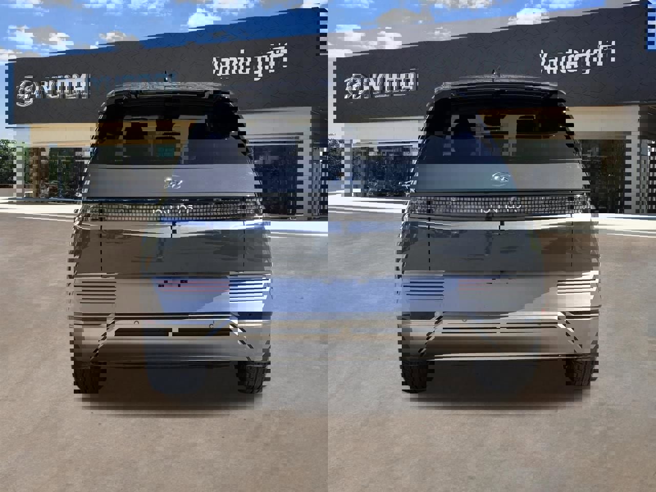 Used 2024 Hyundai Ioniq 5 Limited image 11