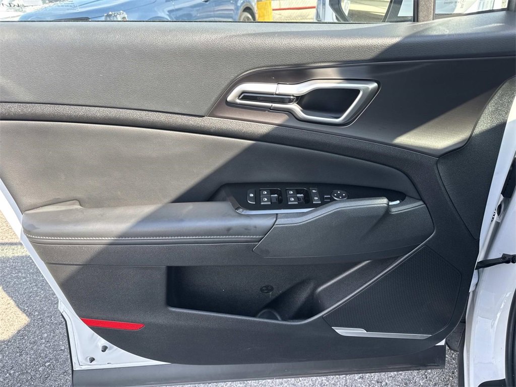 Certified 2023 Kia Sportage EX image 35