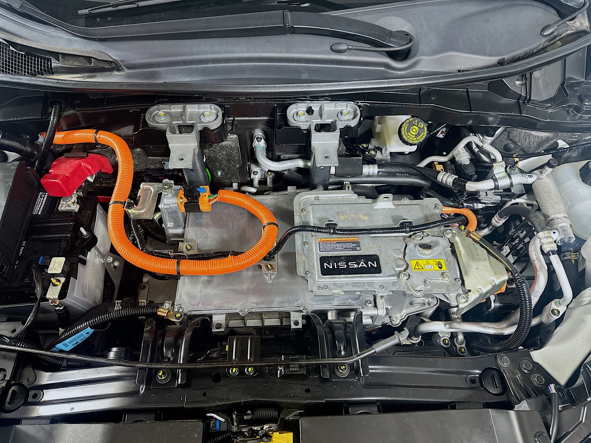 Used 2023 Nissan Ariya FWD image 32