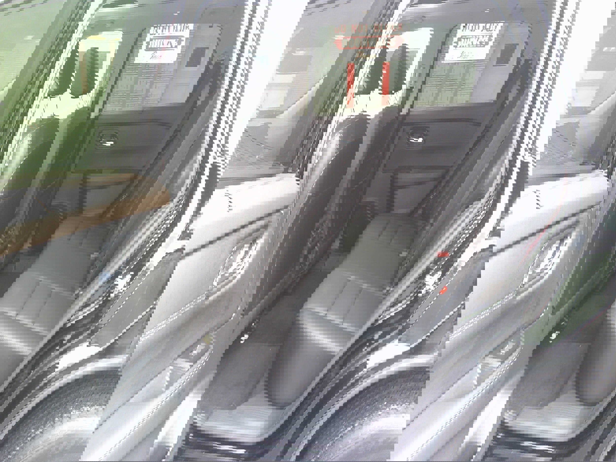 Used 2023 Nissan Rogue SV w/ SV Premium B Package image 19