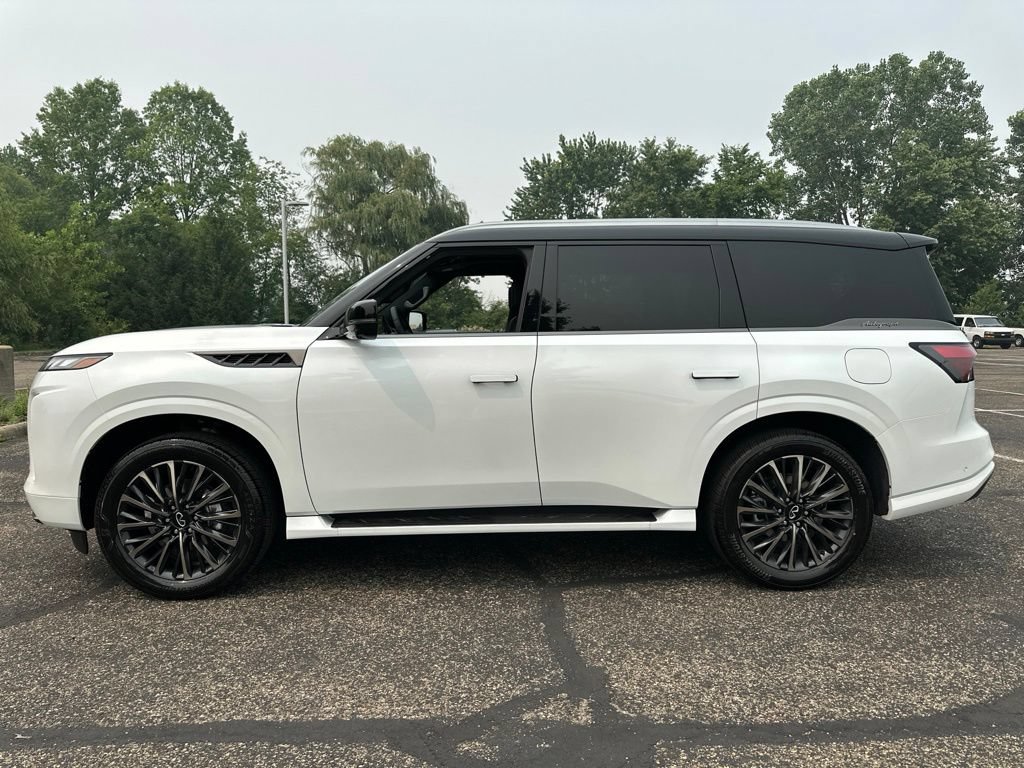 New 2027 INFINITI QX80 Autograph AWD/4WD image 2