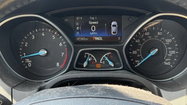 Used 2018 Ford Focus SE w/ Cold Weather Package FWD image 17
