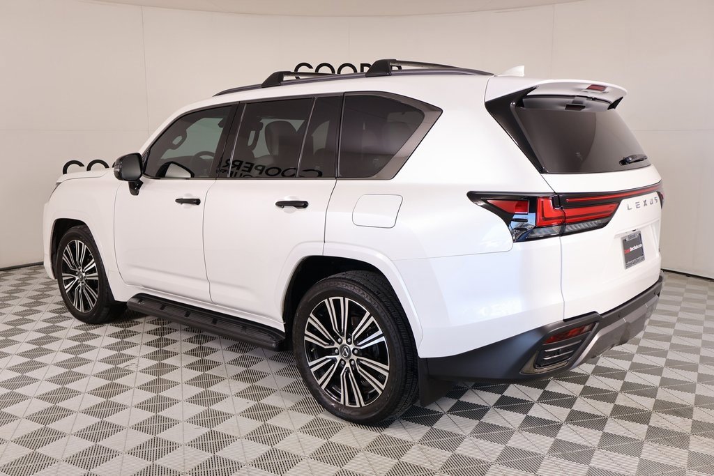 Used 2023 Lexus LX 600 4WD w/ Appearance Package image 25