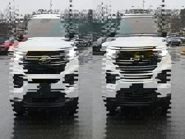 Used 2021 Ford Explorer XLT image 8