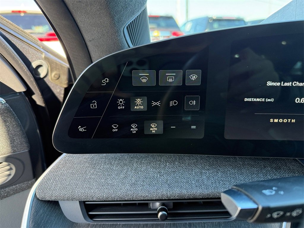 Used 2024 Lucid Air Pure image 23