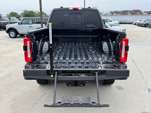 Used 2023 Ford F250 Lariat w/ Lariat Ultimate Package AWD/4WD image 10