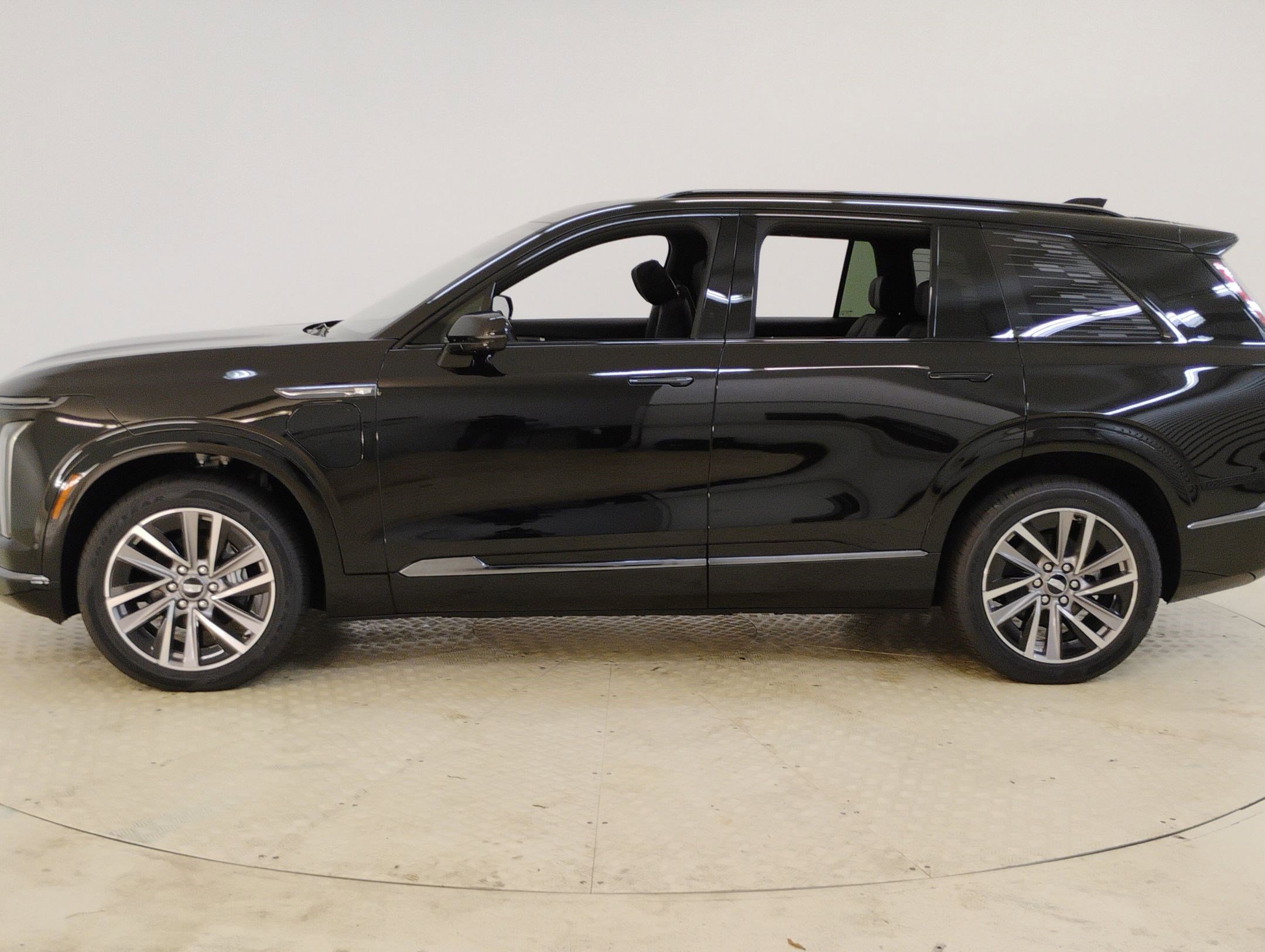 New 2026 Cadillac Vistiq Sport w/ LPO, Floor Liner Package image 2