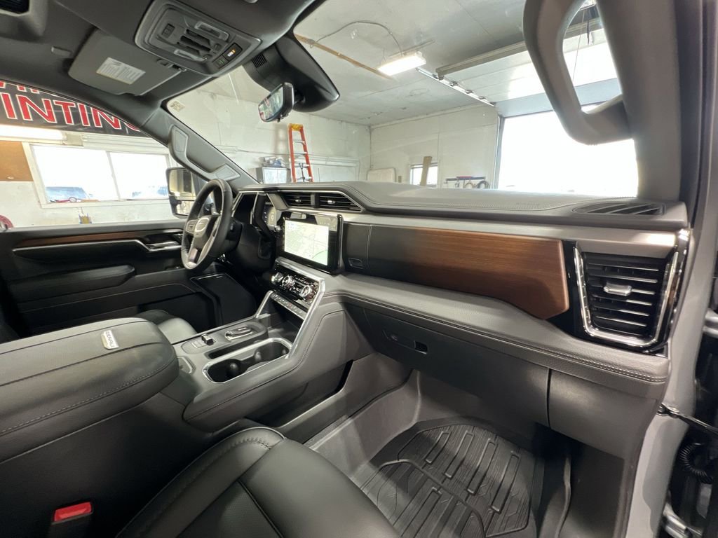 New 2026 GMC Sierra 3500 Denali w/ Denali Reserve Package image 30