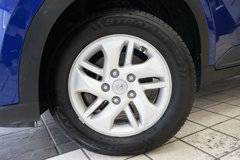 Used 2020 Hyundai Venue SEL image 47