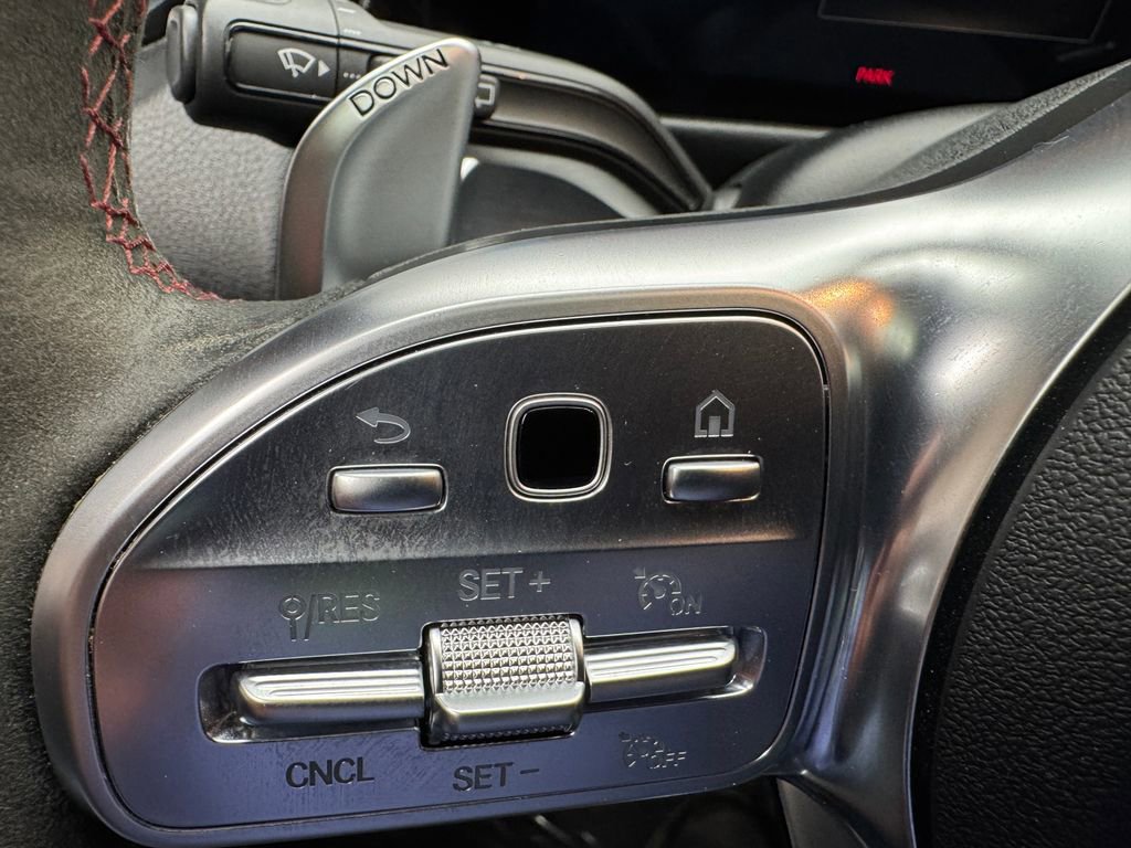 Certified 2022 Mercedes-Benz GLB 35 AMG 4MATIC image 15