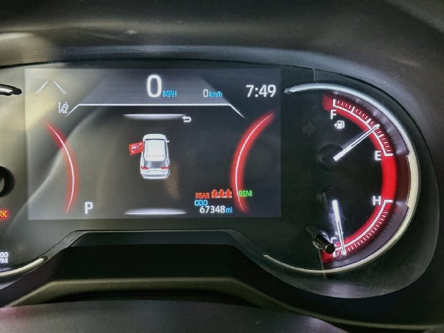 Used 2024 Toyota RAV4 XLE FWD image 31