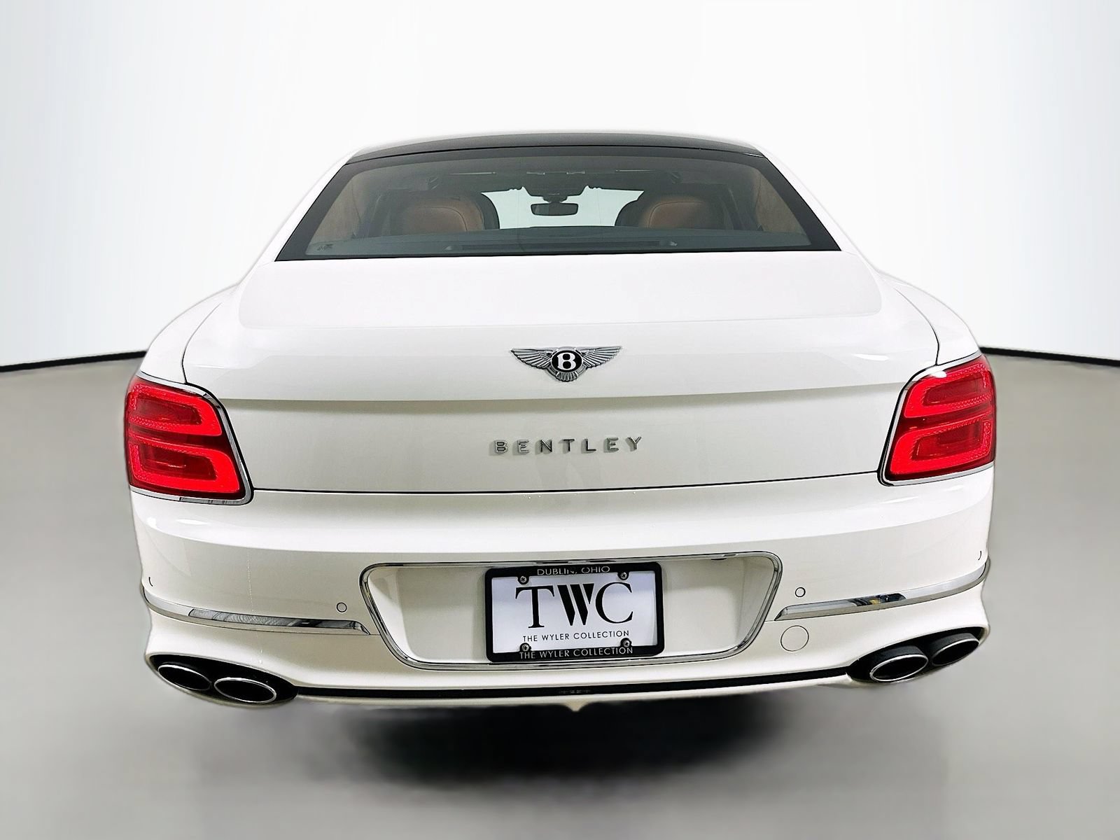 Used 2022 Bentley Flying Spur V8 AWD/4WD image 6