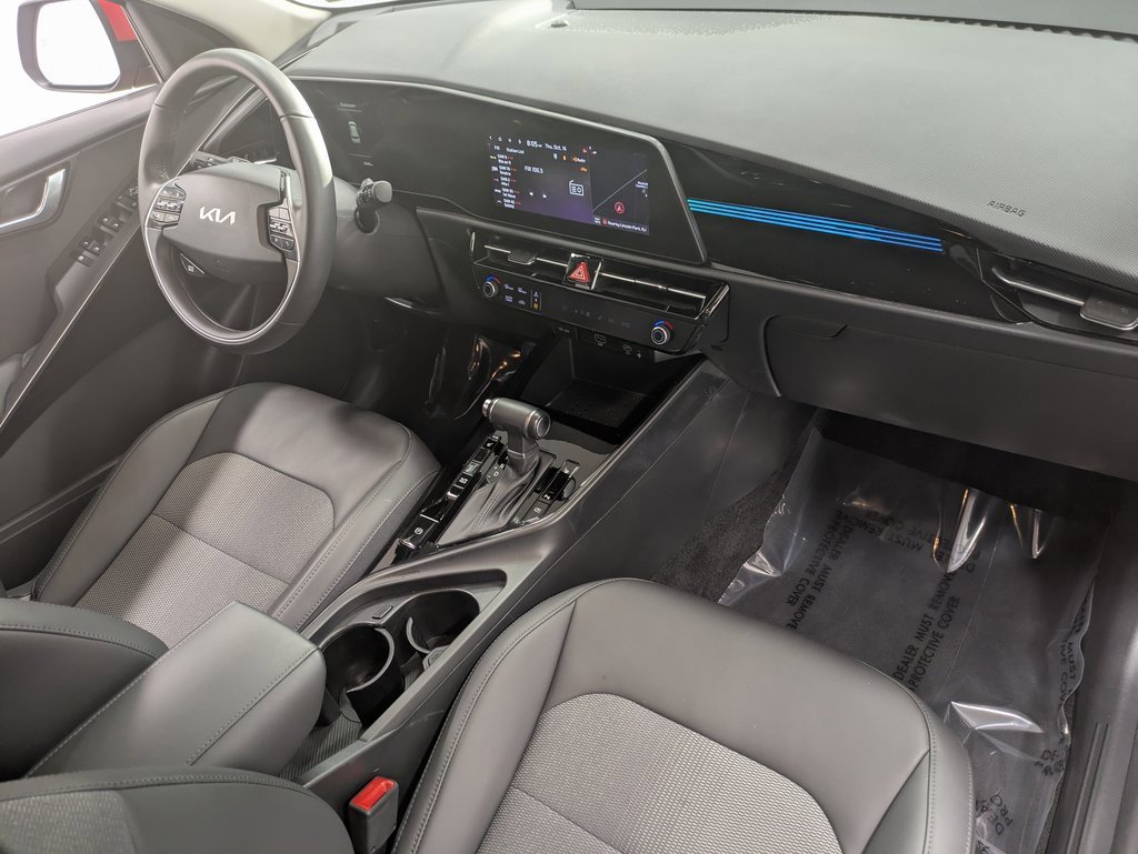 Certified 2024 Kia Niro EX image 29