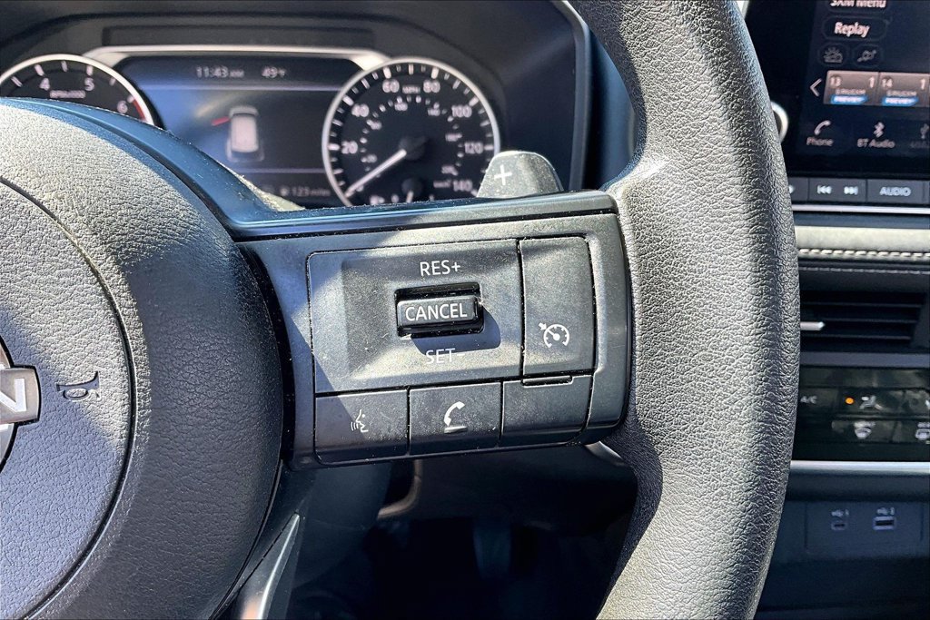 Used 2023 Nissan Rogue S FWD image 12