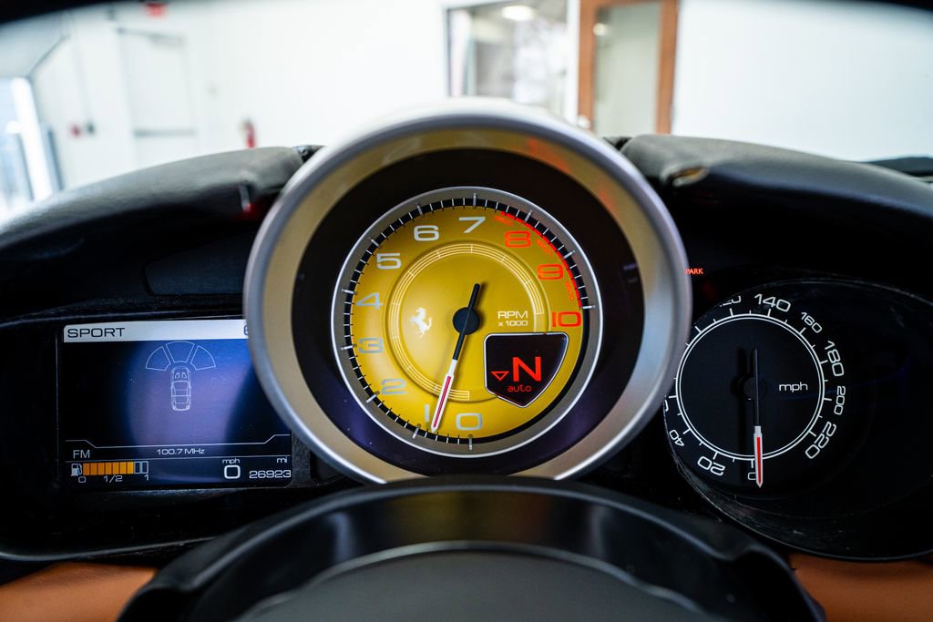 Used 2016 Ferrari California T image 48