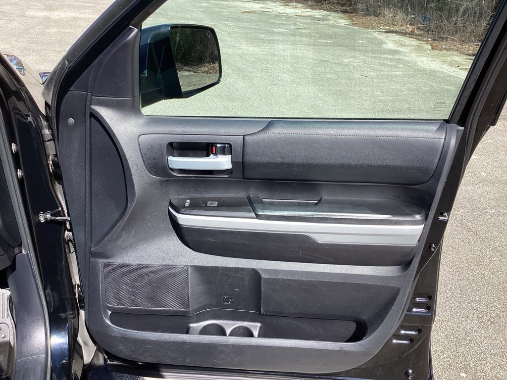 Used 2021 Toyota Tundra SR5 w/ SR5 Upgrade Package image 24