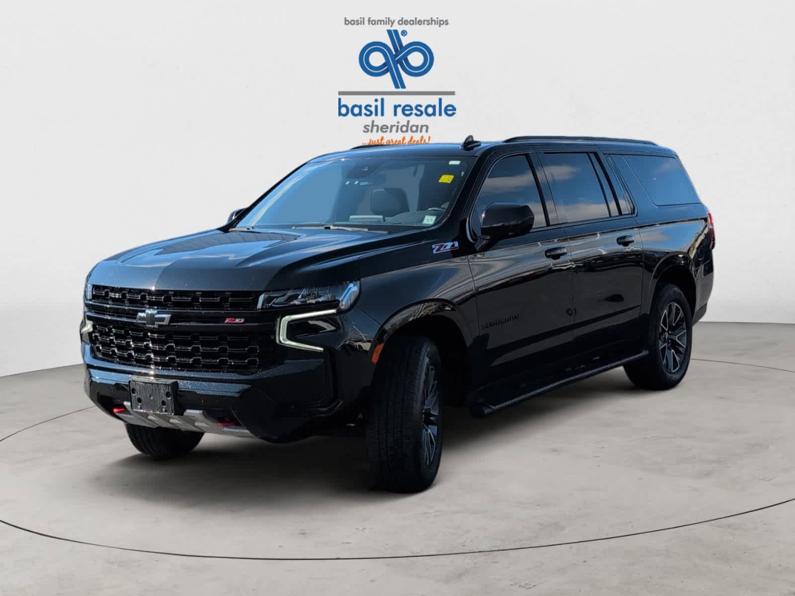 Used 2023 Chevrolet Suburban Z71 AWD/4WD image 4