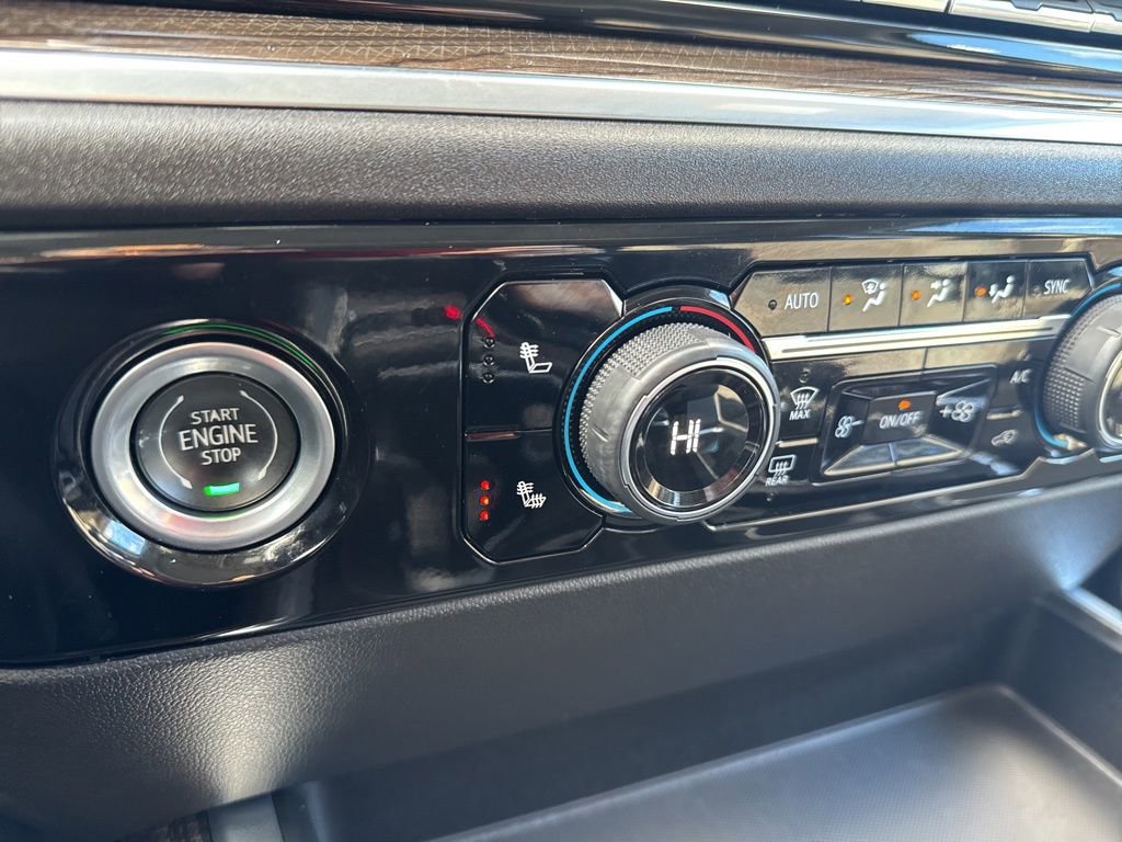 Used 2022 Chevrolet Silverado 1500 LT w/ Z71 Off-Road Package image 29