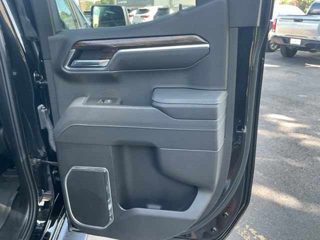 Used 2025 GMC Sierra 1500 Elevation w/ Preferred Package AWD/4WD image 23