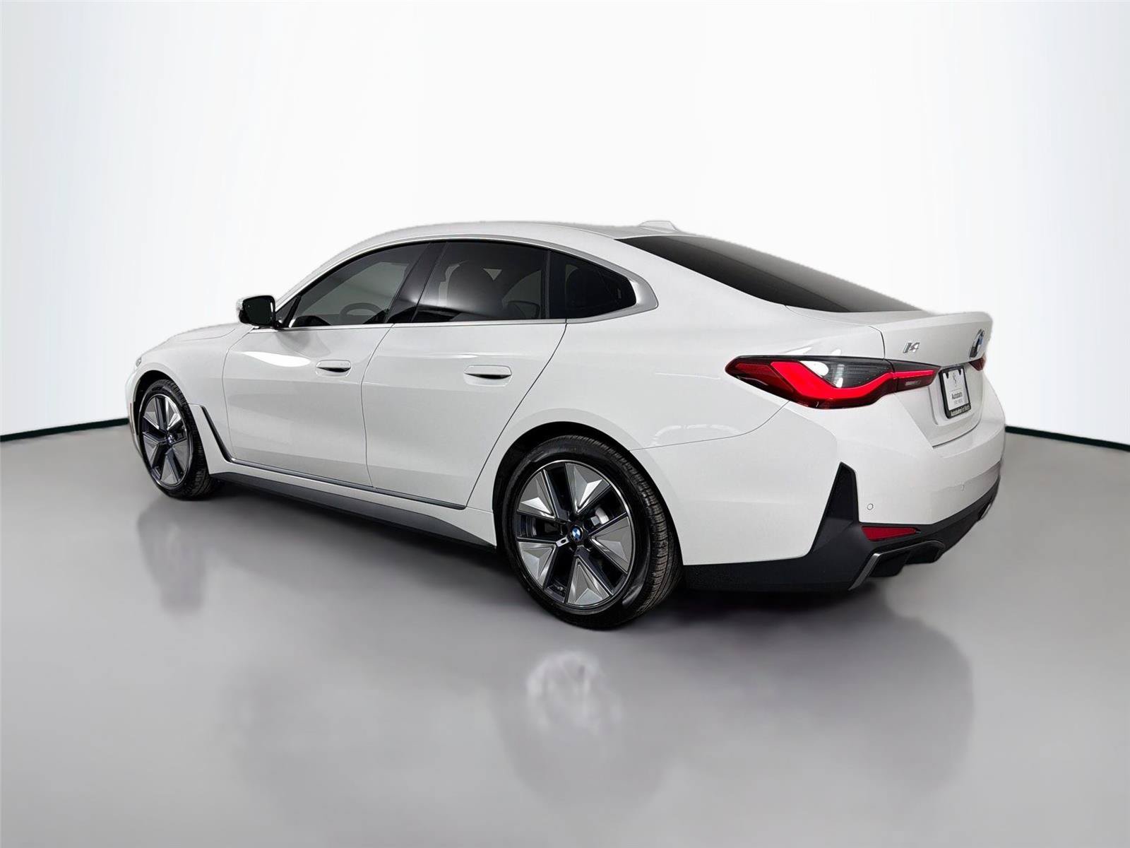 New 2026 BMW i4 xDrive40i w/ Premium Package AWD/4WD image 13