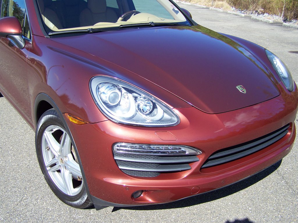 Used 2012 Porsche Cayenne S image 27