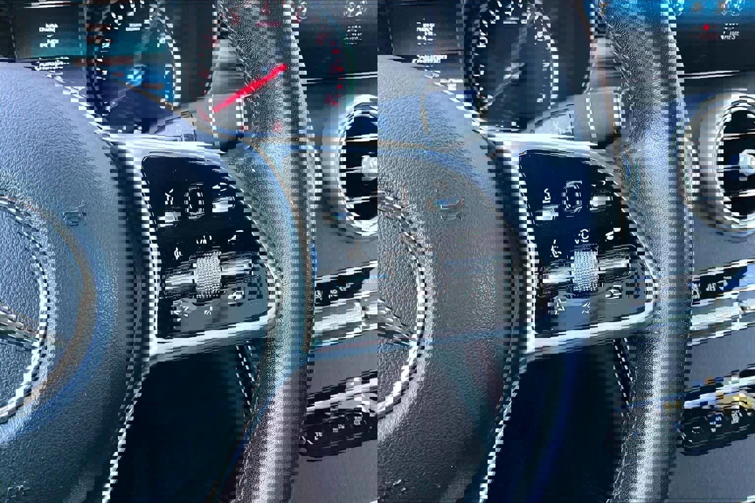 Used 2021 Mercedes-Benz GLC 300 GLC 300 image 24