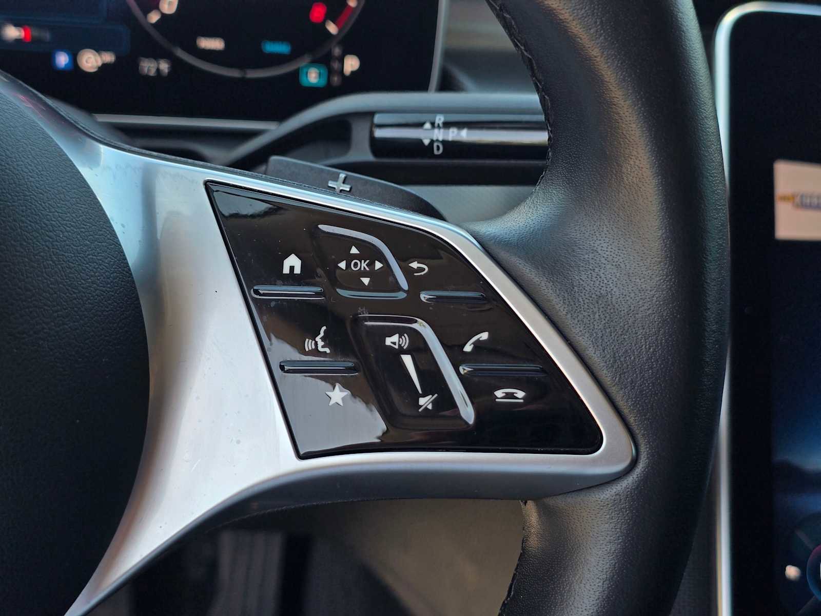 Used 2025 Mercedes-Benz C 300 Sedan image 26