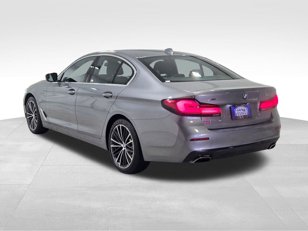 Used 2023 BMW 530e xDrive w/ Premium Package AWD/4WD image 20