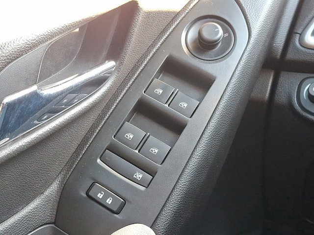 Used 2017 Chevrolet Trax LS image 27