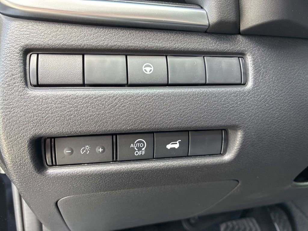 New 2026 Nissan Rogue SV w/ Cold Weather Package AWD/4WD image 15