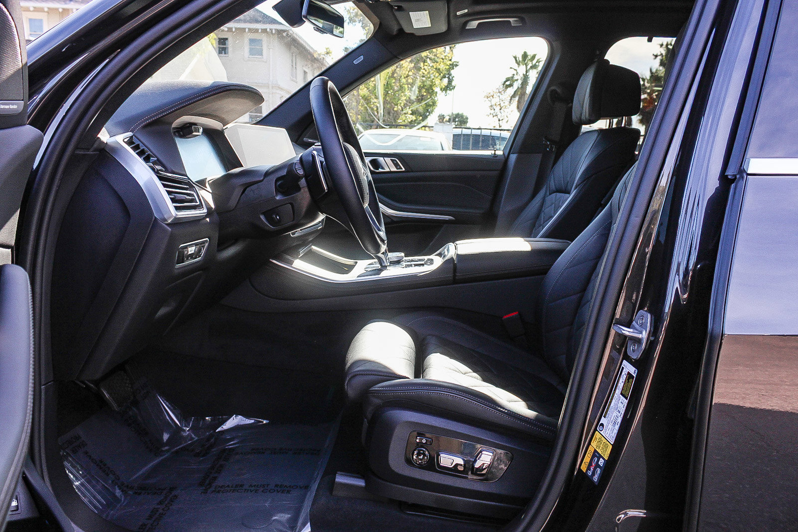 Used 2023 BMW X5 xDrive45e w/ Executive Package image 17