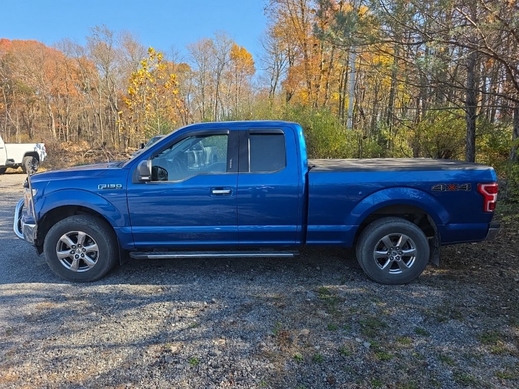 Used 2018 Ford F150 XLT w/ Equipment Group 302A Luxury AWD/4WD image 4