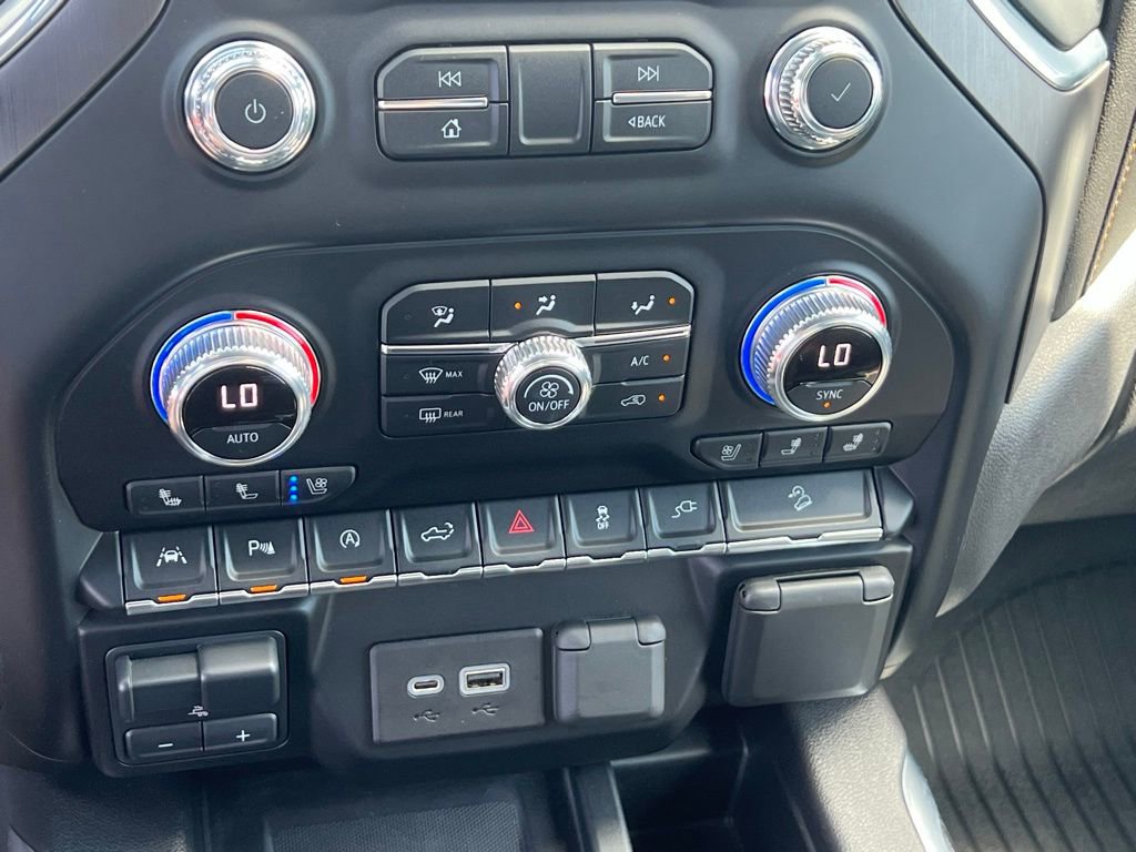 Used 2020 GMC Sierra 1500 AT4 w/ AT4 Premium Package image 33