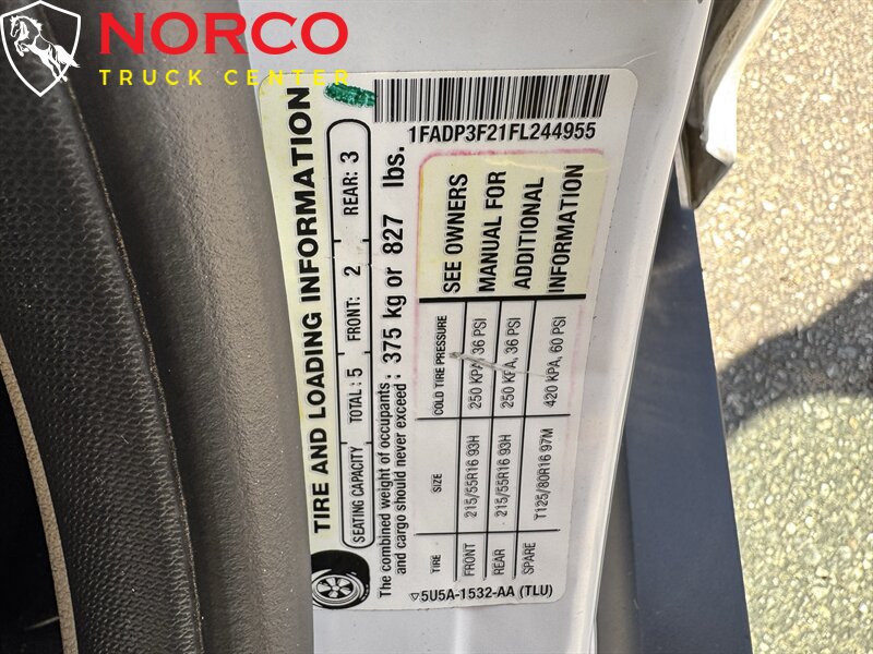 Used 2015 Ford Focus SE FWD image 20