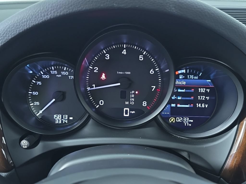 Certified 2023 Porsche Macan Turbo AWD/4WD image 28