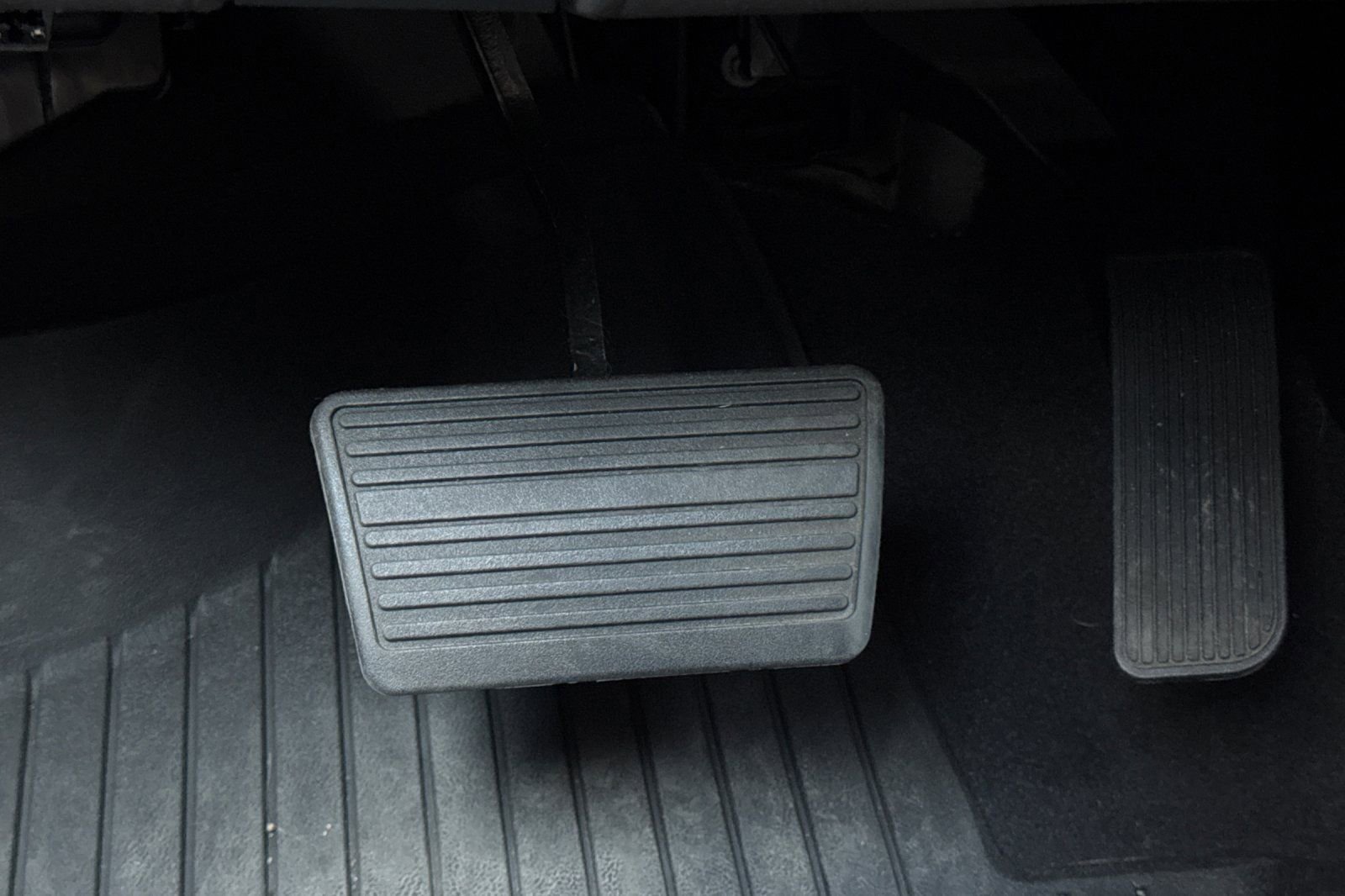 Used 2019 Cadillac Escalade ESV Platinum image 46