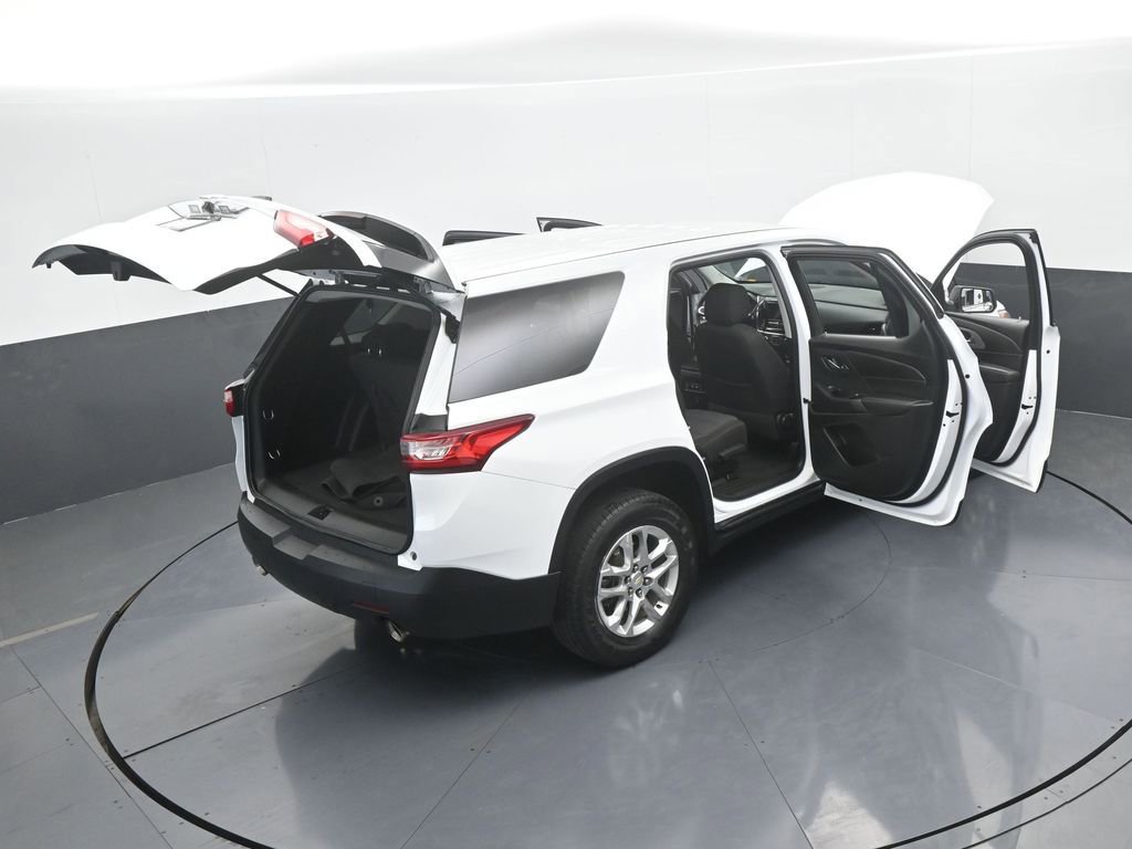 Used 2021 Chevrolet Traverse LS image 64