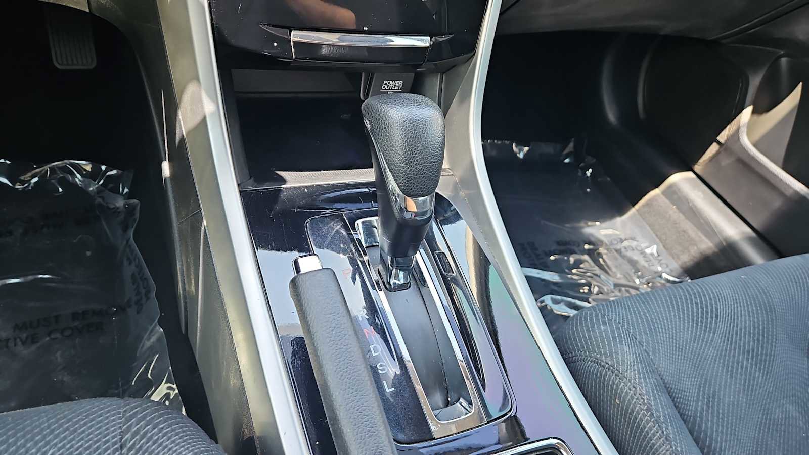 Used 2016 Honda Accord EX image 22