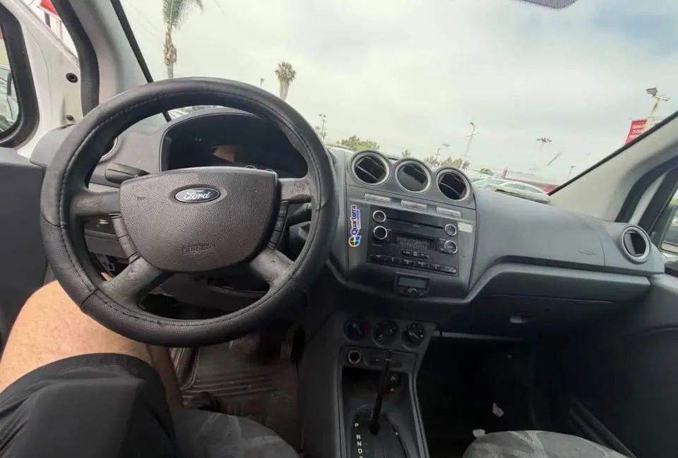 Used 2012 Ford Transit Connect XLT FWD image 7