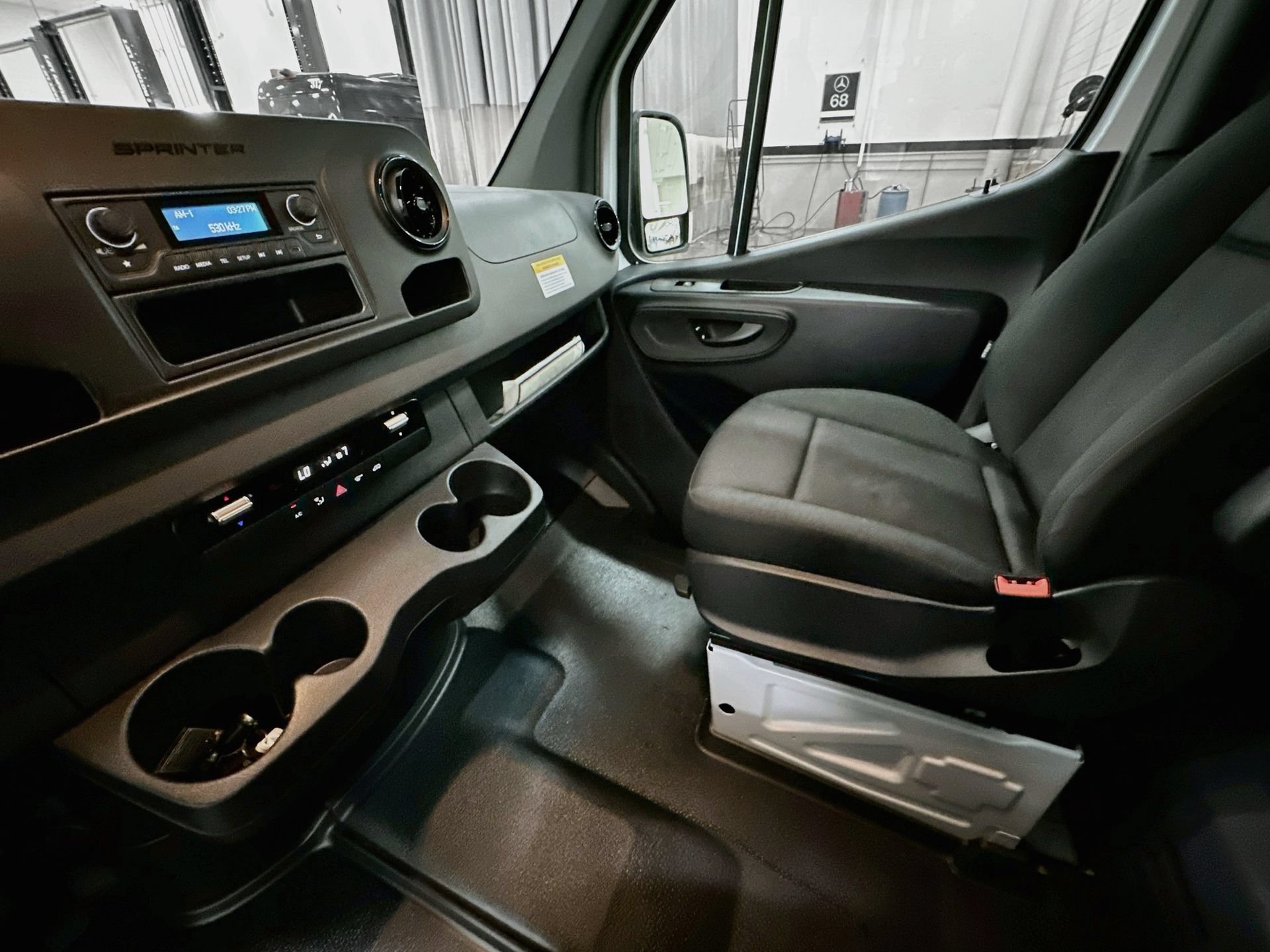 Used 2026 Mercedes-Benz Sprinter 2500 image 22