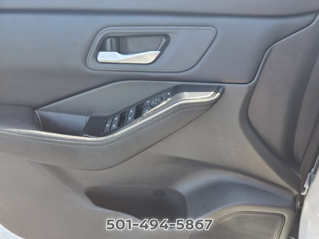 Used 2026 Nissan Rogue SV FWD image 26