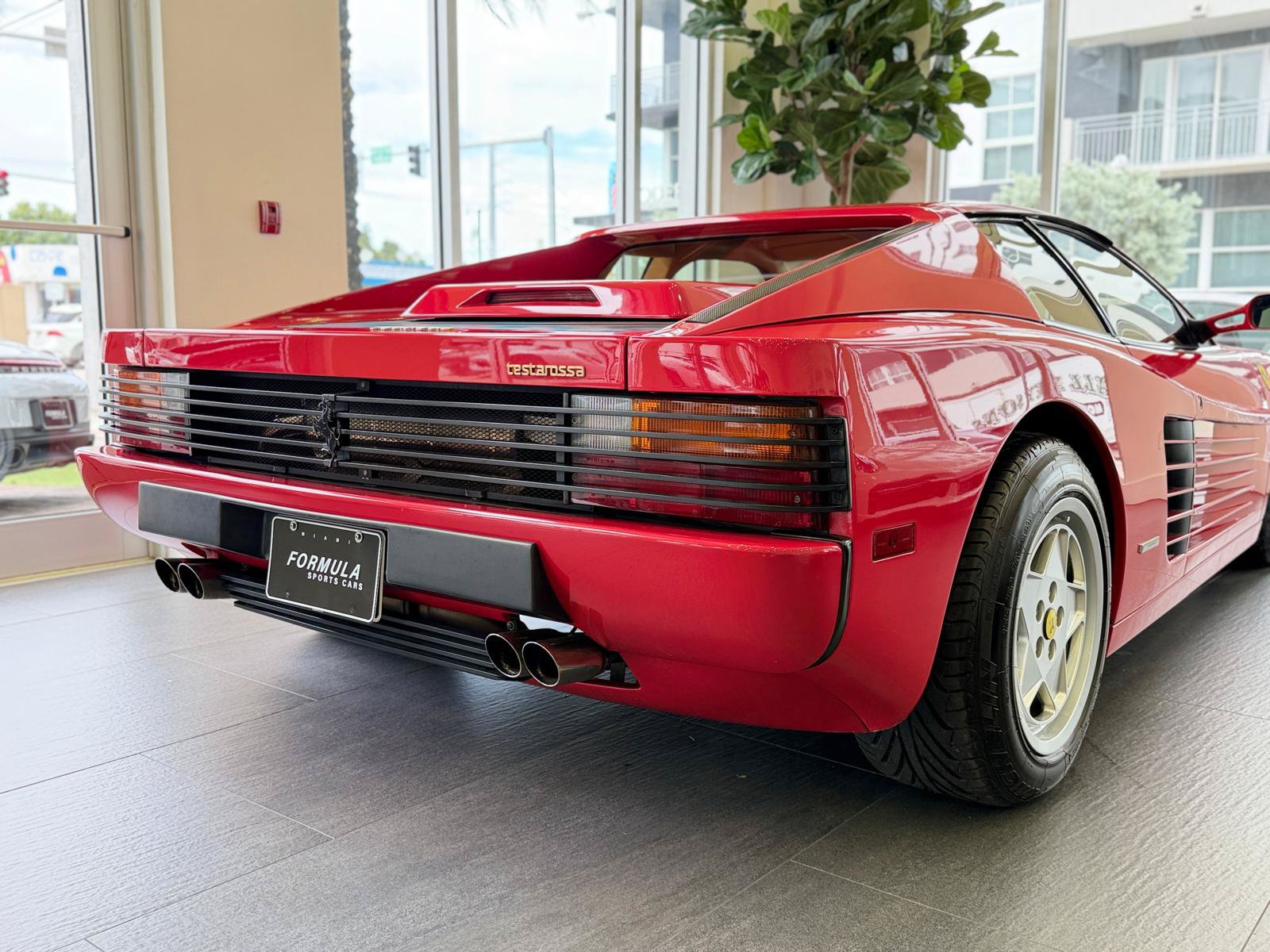 Used 1990 Ferrari Testarossa RWD image 21