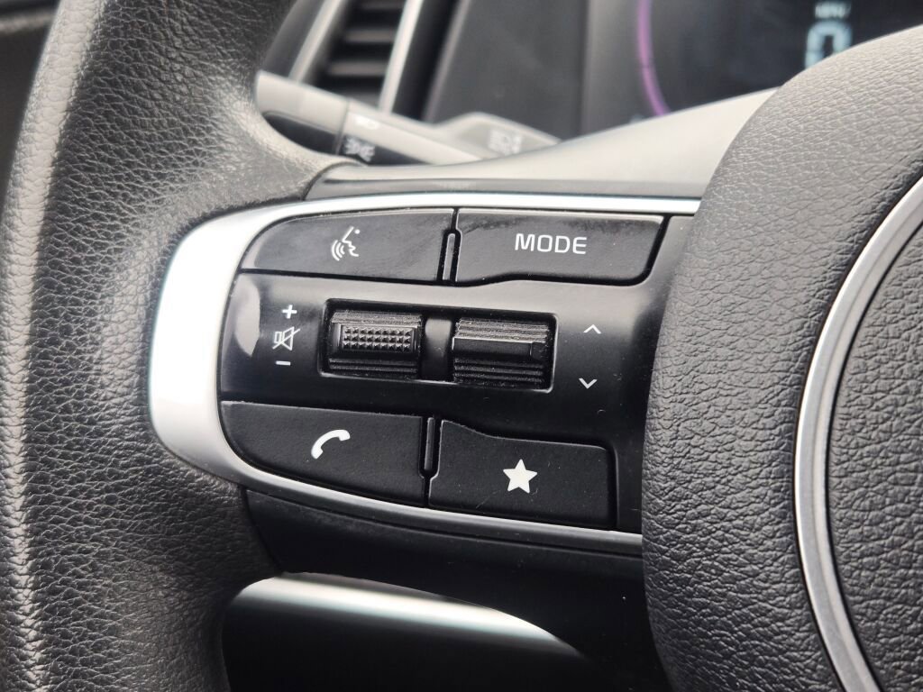 Used 2023 Kia Sportage LX image 27