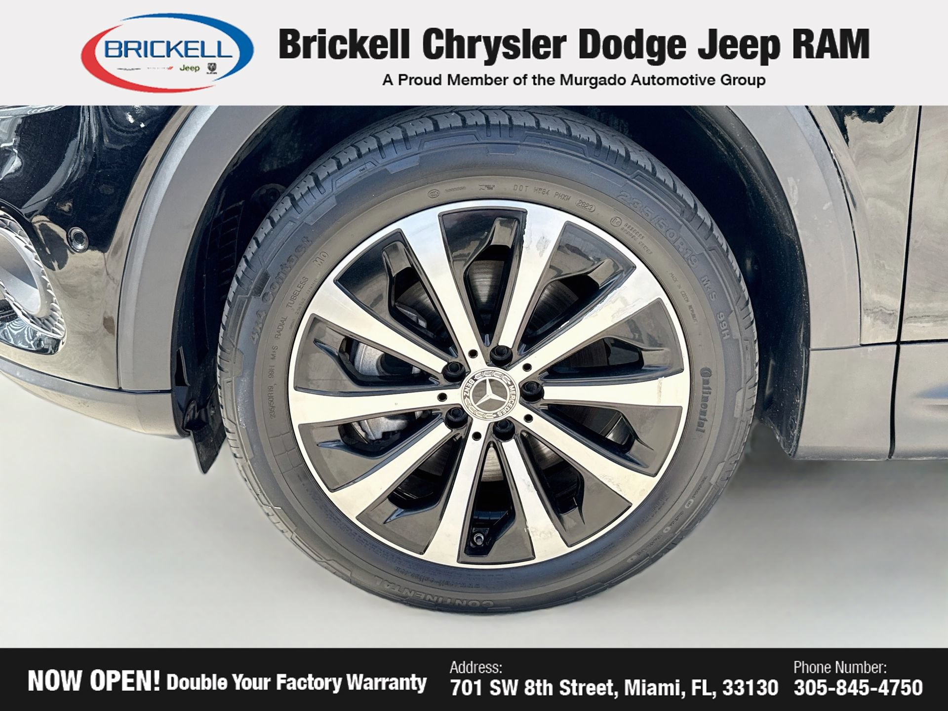 Used 2021 Mercedes-Benz GLB 250 w/ Premium Package image 42