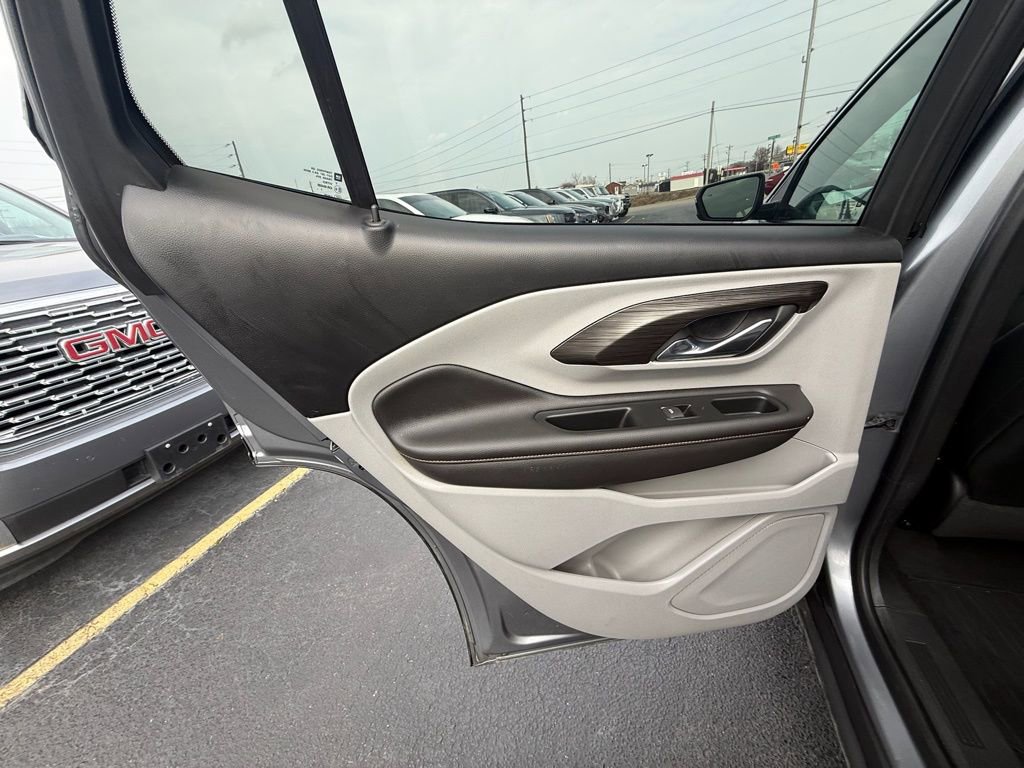 Used 2018 GMC Terrain SLT w/ Infotainment Package II image 20