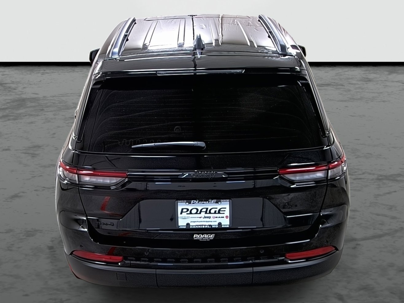 New 2025 Jeep Grand Cherokee Altitude image 3