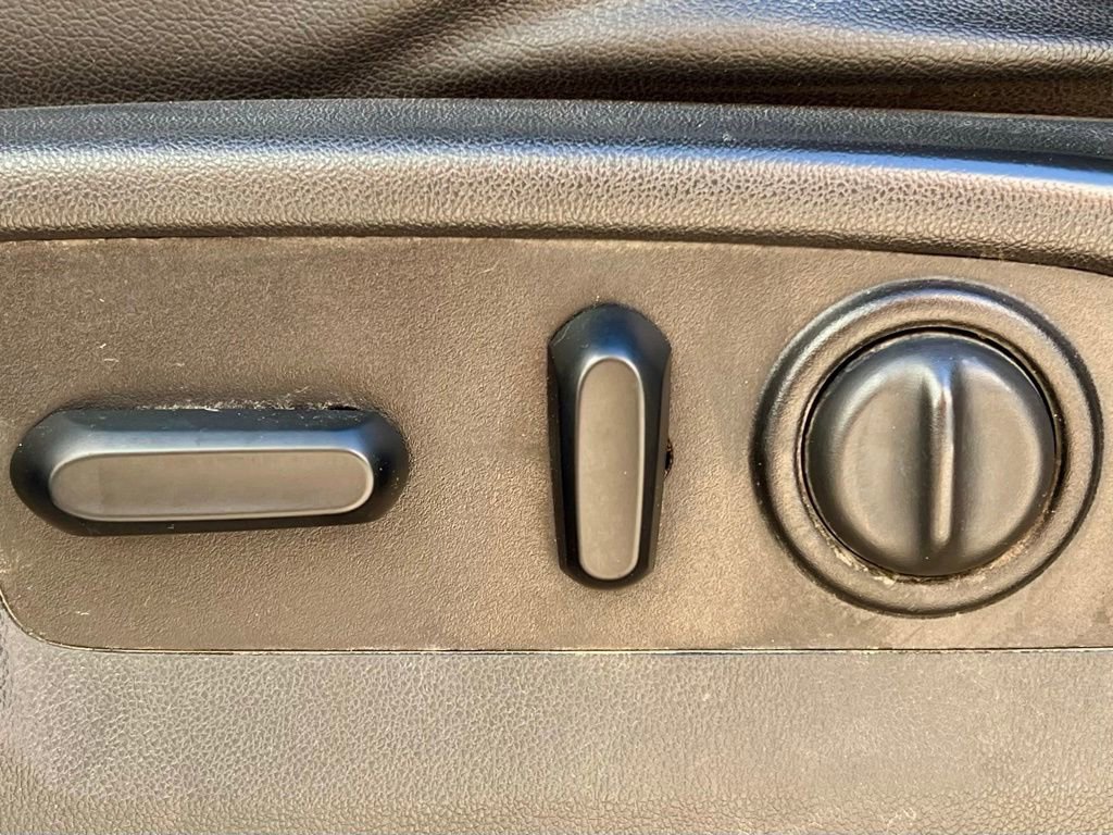 Used 2020 GMC Sierra 1500 AT4 w/ AT4 Premium Package image 27