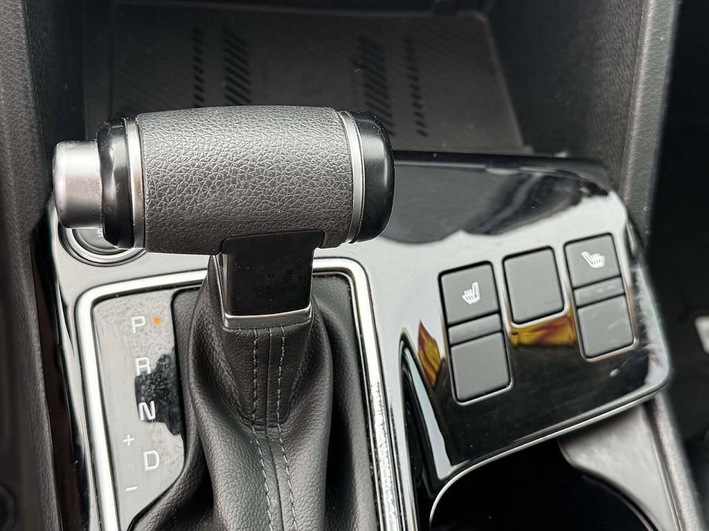 Used 2024 Kia Sportage EX FWD image 27
